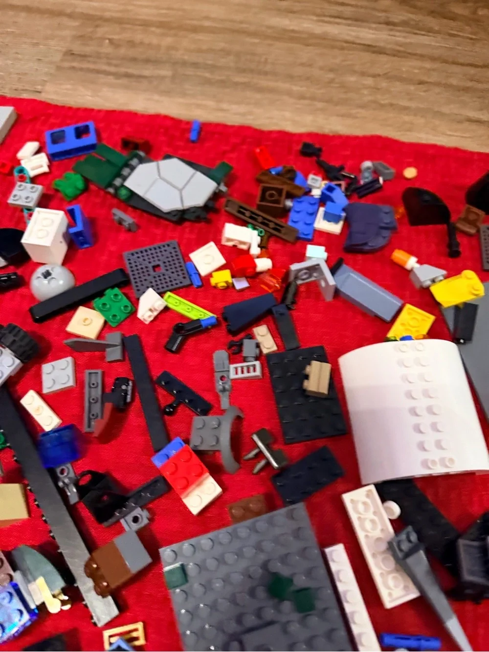 Huge lot of mixed Legos Mario kart, fighter etc w wicked , minifigure
